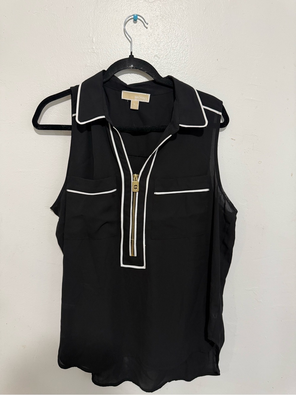 Michael Kors Black Sleeveless Zip-Front Piped Camisole